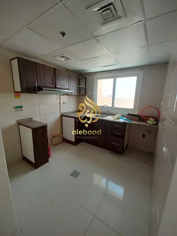 Specious 1BHK apartment with bolcony very prime location just in 55k in warsan 4