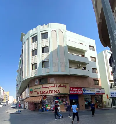 STUDIO AT AL NAKHEEL NEAR BANIYAS METRO