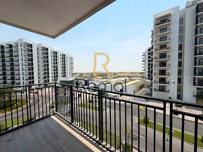 vacant | Prime location | Maid room