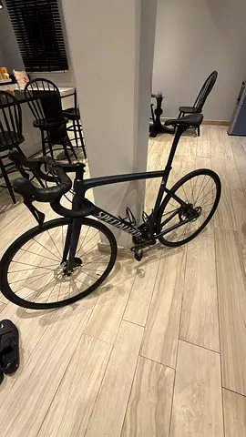 Specialized Tarmac SL6 Sport Disc – 56cm – Matte Black