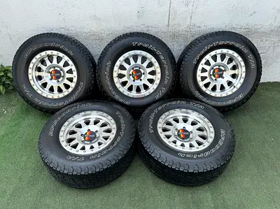 5x Original Method MR304 17” 6lugs + 285/70/17 BFgoodrich