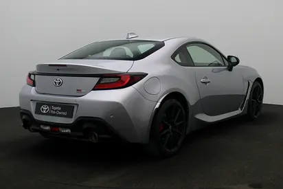 صورة 5 لـ 2024 Toyota GR86