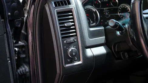 2021 Dodge RAM 1500 — фото 12