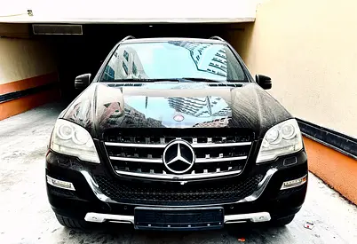 2011 MERCEDES ML500-GRAND EDITION-THE NEW FACE LEFT-4MATIC-V8-GCC--LOW KMS-IMMACULATE CONDITION!