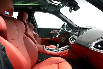 صورة 8 لـ 2025 BMW XM