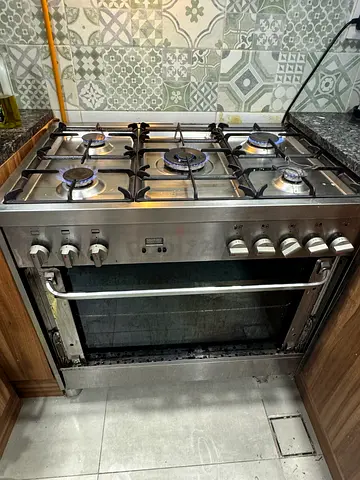 Cooker