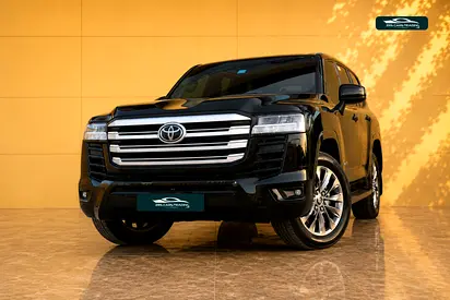 2024 Land Cruiser GXR Twin-Turbo GCC Specs / Al Futtaim Warranty + Service