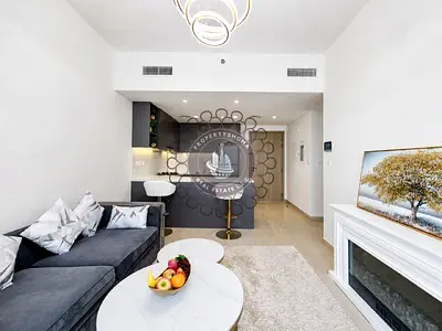 Spacious 2 BR Apartment in AZIZI Pearl