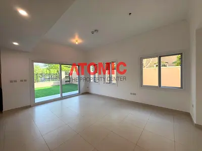 Corner Unit | Single Row | Near Pool & park