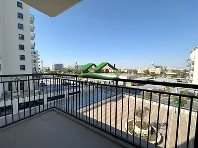 Fully Furnished Corner Unit Street View Ready To Move