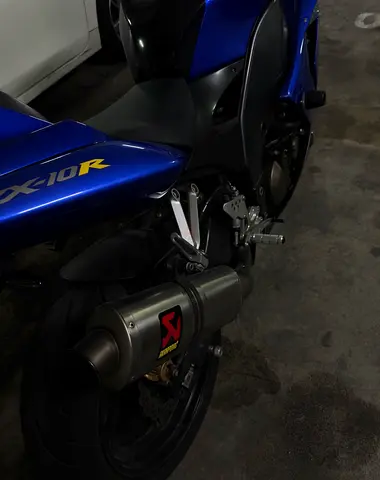 2004 Kawasaki Ninja ZX-10R/ Japan Import/ Akrapovič Full Exhaust