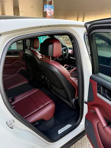 2024 Porsche CAYENNE 缩略图 14
