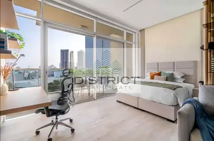 Upgraded Furnished/Specious 617 sqft Size/Beautiful Pool View