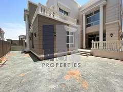 Stunning 5BD Villa | End Unit | Community View