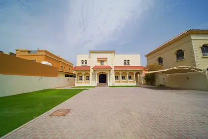 Spacious Duplex Villa for Rent in Khawaneej 1