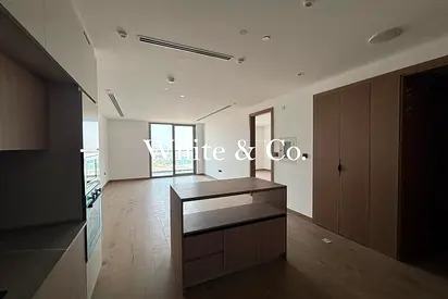 Brand New Burj - Marina Views|Spacious
