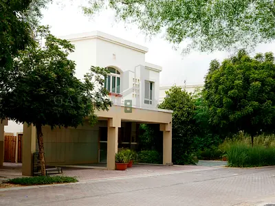 Vacant 3BR + Maid | Single Row | Private Outdoor Space