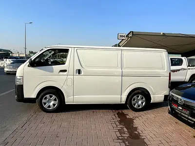 2020 Toyota HIACE 照片 4