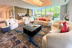 Private garden | Fully upgraded | Vacant