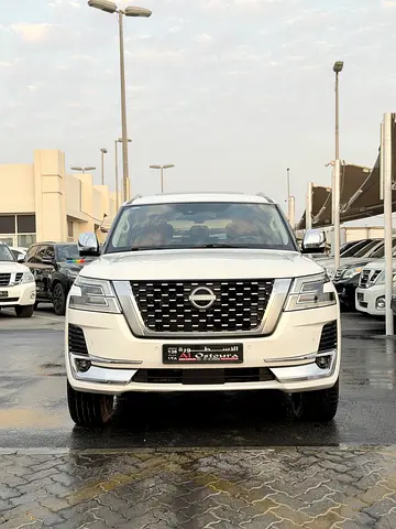 Nissan Patrol SE Platinum 2023 GCC Specs - Mint Condition