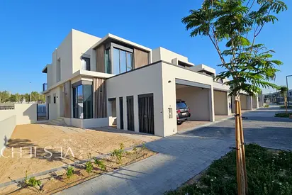NEAR AMENITIES | VACANT | UNFURNISHED