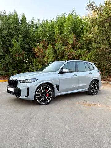 X5 xDrive40i M Sport Pro. 5 Years Warranty - 5 Years Free Service - Free insurance - Window tint