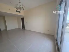 Closed Kitchen | Near Bus Stop | Family Oriented