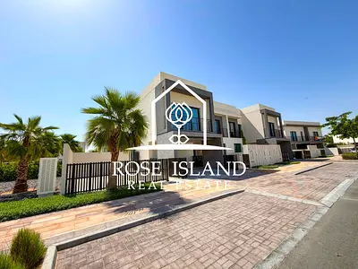 Single Row|Corner Unit|Vacant Soon|Landscaped