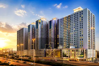 Cash price | Private parking | Spacious area | Prime location