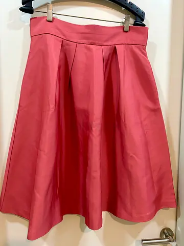 Stefanel Pink A-line Knee-Length Skirt with Pleats - perfect Condition