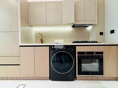 SPACIOUS LAYOUT I MODERN LIVING I VACANT