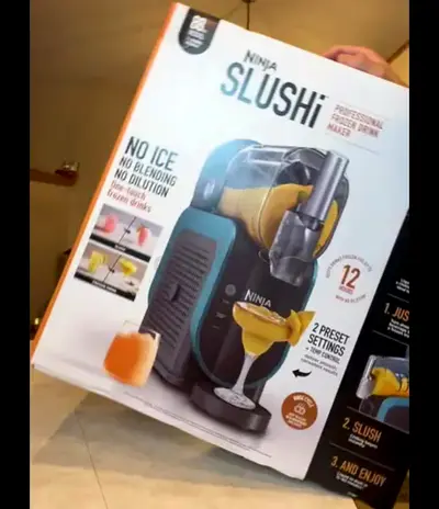 Ninja Slushi Professional Frozen Drink Maker - Brand New Box