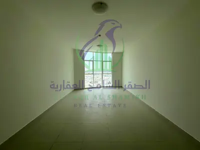 شقة غرفتين وصالة في الخان شارع التعاون غرفتين ماستر مع موقف مجاني و15 يوم مجاناً داخل بناية جديدة قريبة من الكورنيش ومخرج دبي
