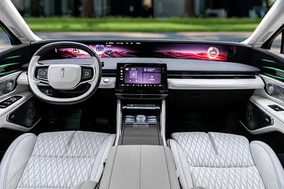 2024 Lincoln NAUTILUS 照片 8