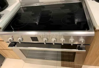Bosch 5Cermaic Hubs Freestanding Electric Stove 90x60cm