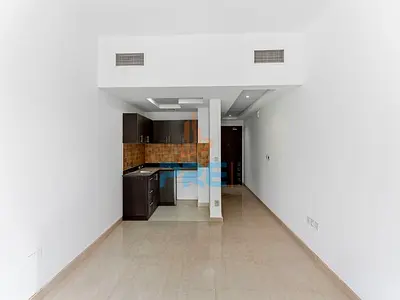 Unfurnished Studio I Beautiful Villa Views I 12 Cheques I Vacant