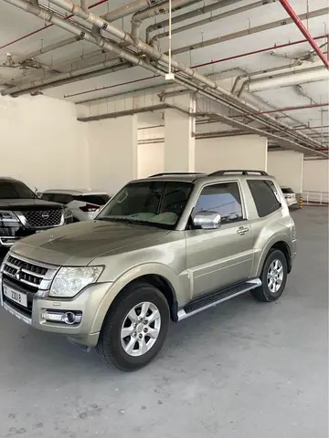 Pristine Mitsubishi Pajero 2016 GLS | V6 3.5L | GCC Specs | Full Option