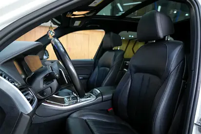 2020 BMW X5 缩略图 11