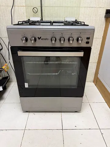 Used 4-Burner Gas Cooker with Oven - Good Working Condition
