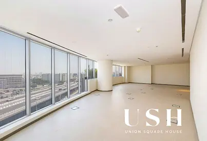 Unique Executive Office | Luxury Fitouts | 5 Parking