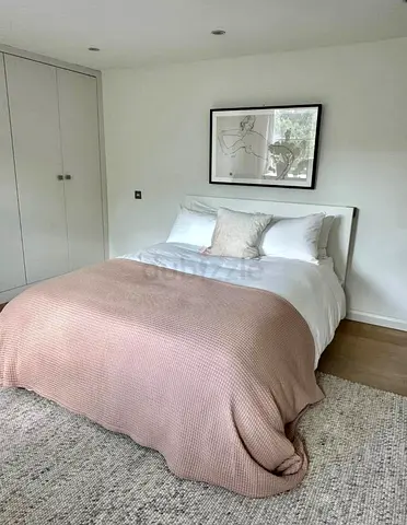 IKEA White MALM King Storage Bed with IKEA Mattress 180 x 200 cm