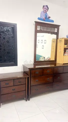 Beautiful Dressing table set is on sale