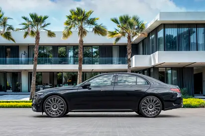 صورة 2 لـ 2025 Mercedes-BENZ E-CLASS