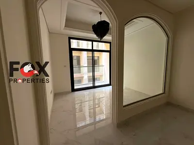 للإيجار السنوي شقة فاخرة أول ساكن في منطقة التلة بمواصفات استثنائية