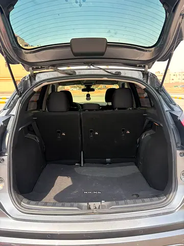 2023 Nissan KICKS 照片 4