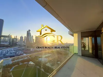 Close to Metro | Lower Floor | Bright & Spacious
