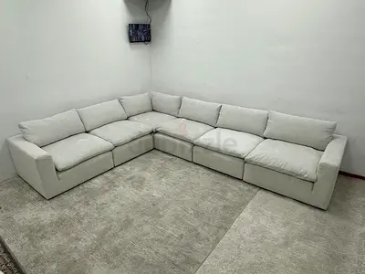 Looks like new condition the one brand modular sofa
