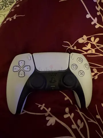 PS5 Joystick + wireless charger + Taken 8 + Spider-Man 2 + FC25 + GOW (G*d of war)