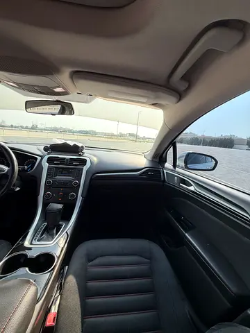 2016 FORD FUSION 照片 11