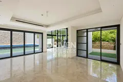 Standalone | Private Pool and Garden | Available
